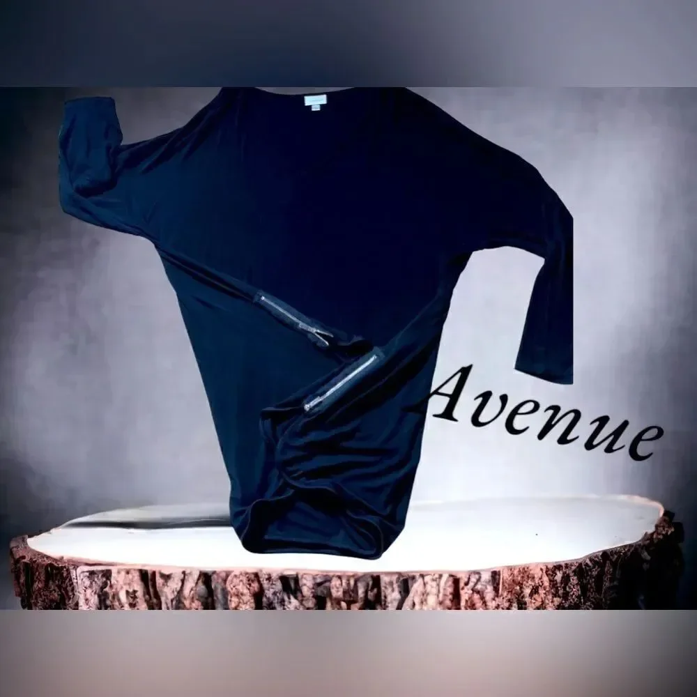 Avenue l Plus l Black Tunic l 2 zippers l V-neck l 18 l VGUC